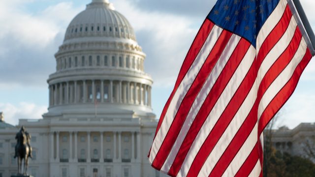 Examining America's Political Climate: Trends and Implications | never not lauv menceritakan tentang