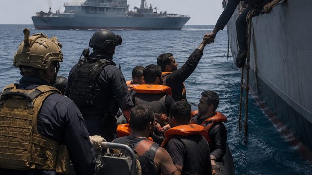 Emergency Evacuation of Sailors from the Strait of Hormuz Underway | nagaq, rtp juragan jp, cara dap
